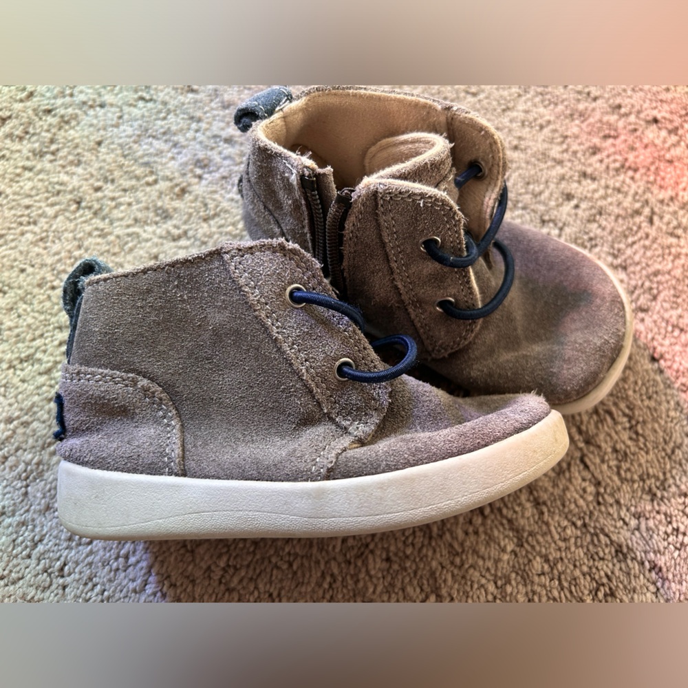 UGGs Boots US child 4/5